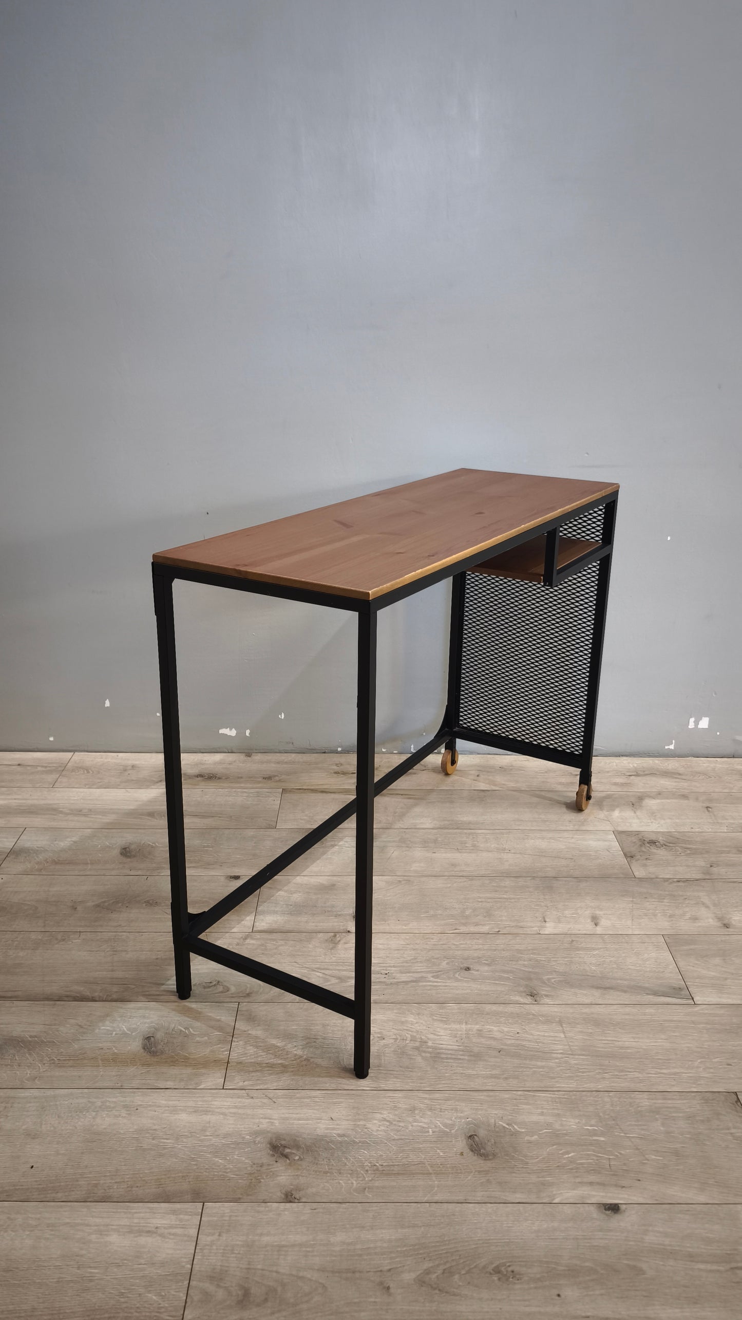 90745 Scrivania console Ikea con rotelle