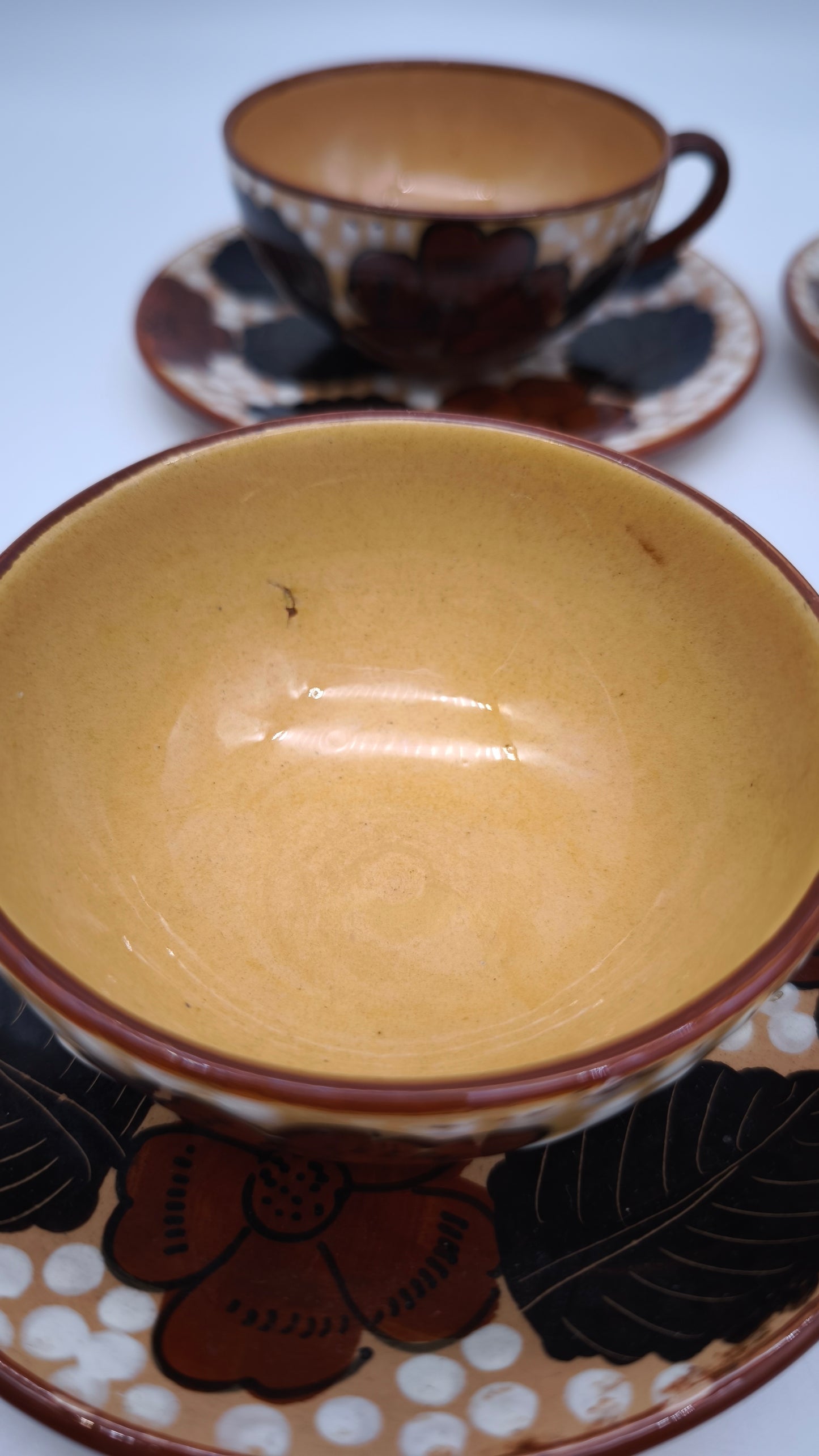 90386 Set n 12 tazze in terracotta smaltata, Aquila