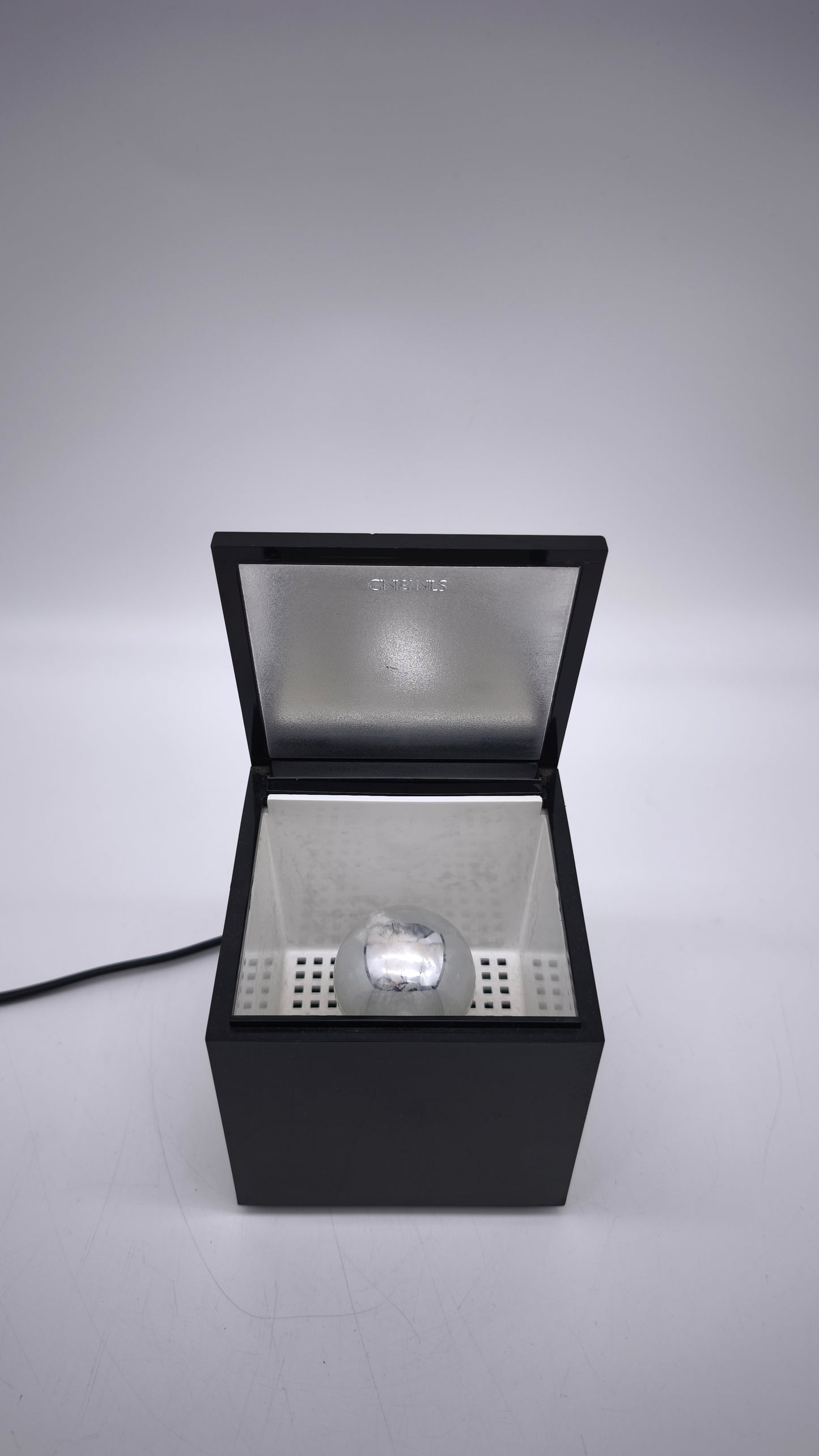90735 Lampada cubo luce Cini & Nils