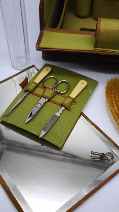 89999 Set vintage da toletta