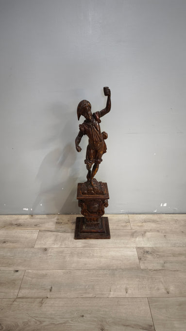 90753 Statua in legno intagliato