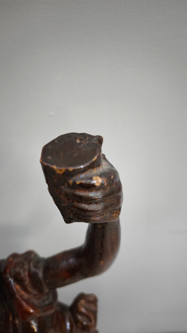 90753 Statua in legno intagliato