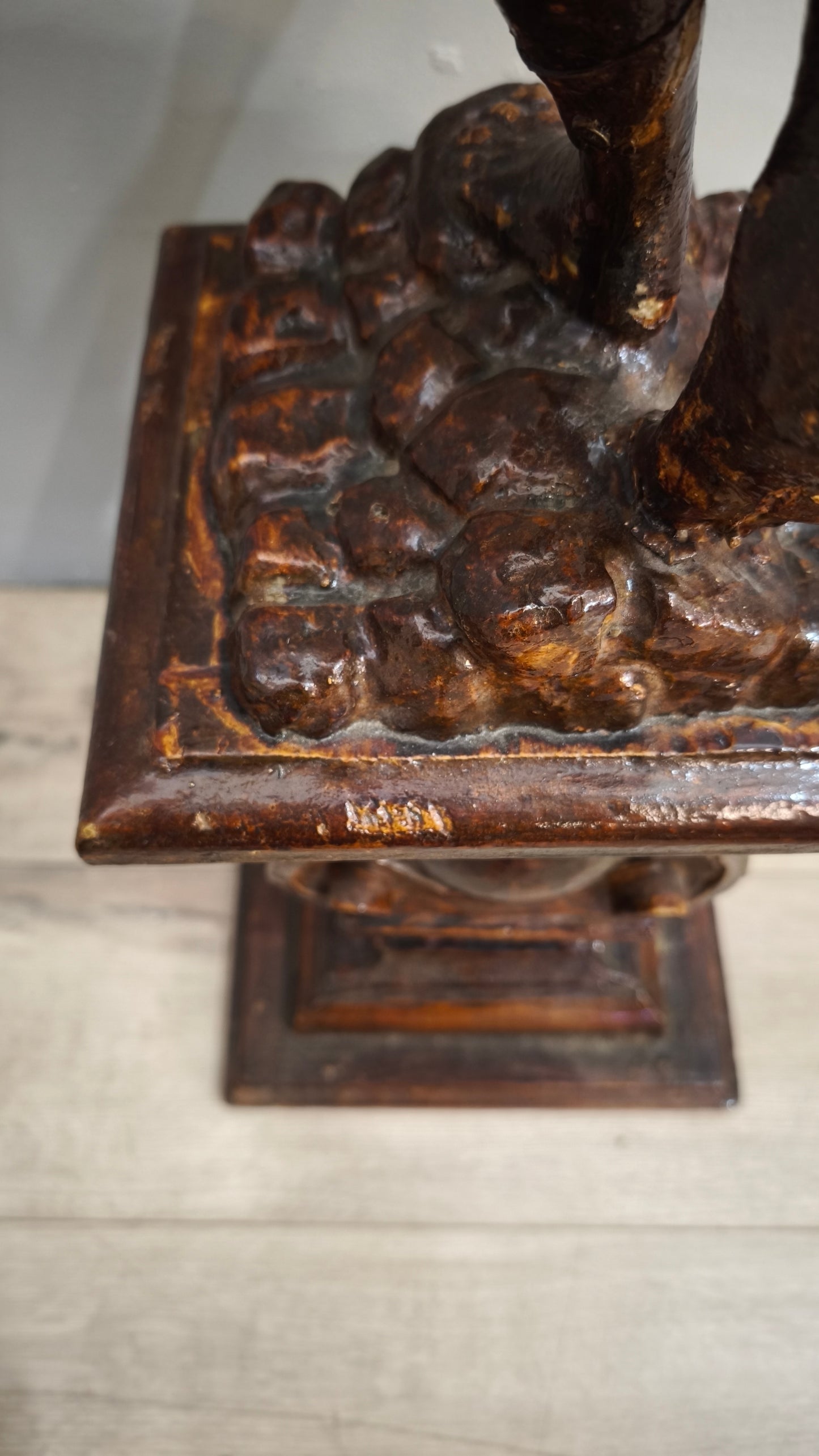 90753 Statua in legno intagliato