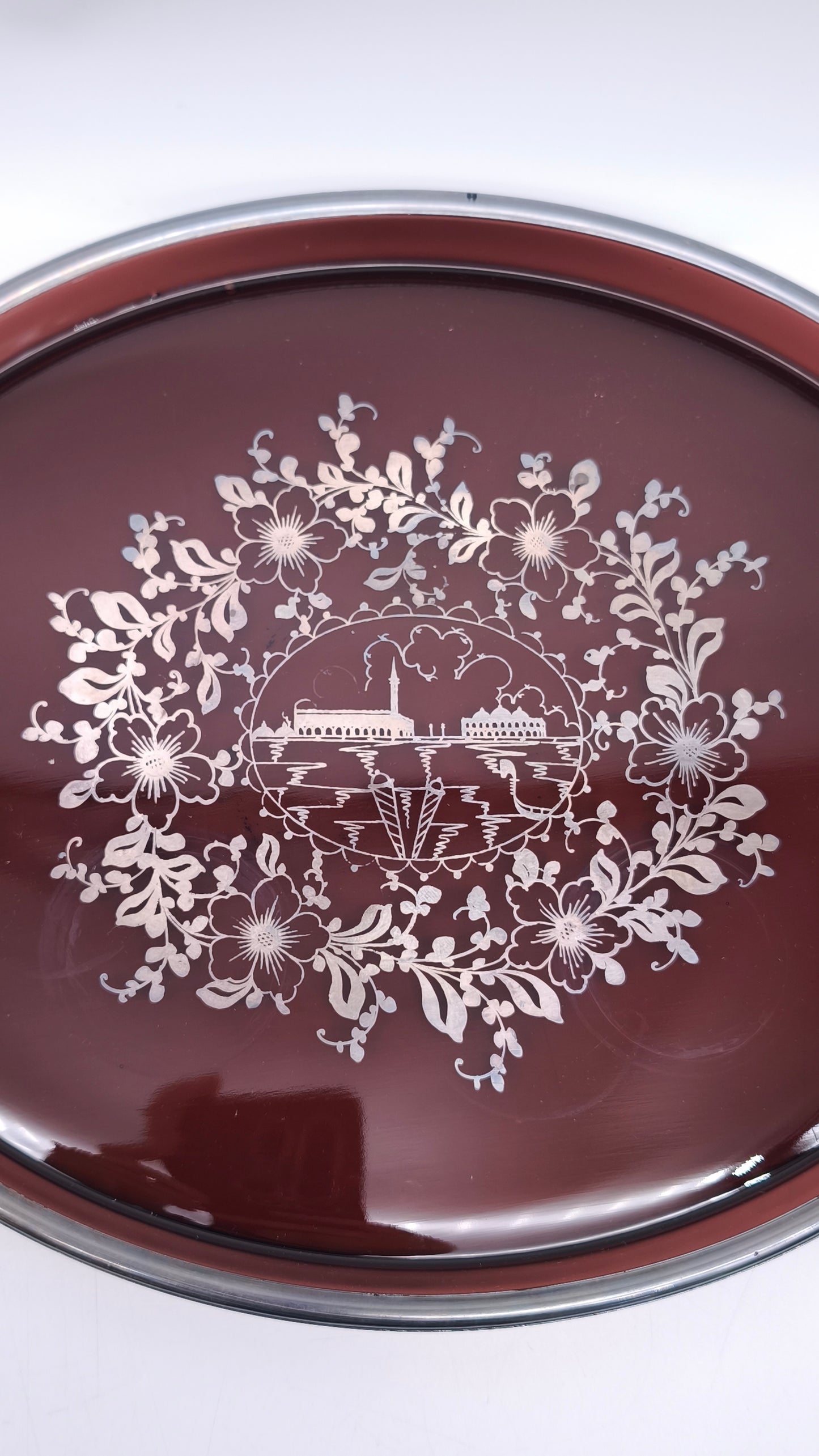 90576 Servizio in vetro color ametista decorato in silver overlay, Murano, metà '900