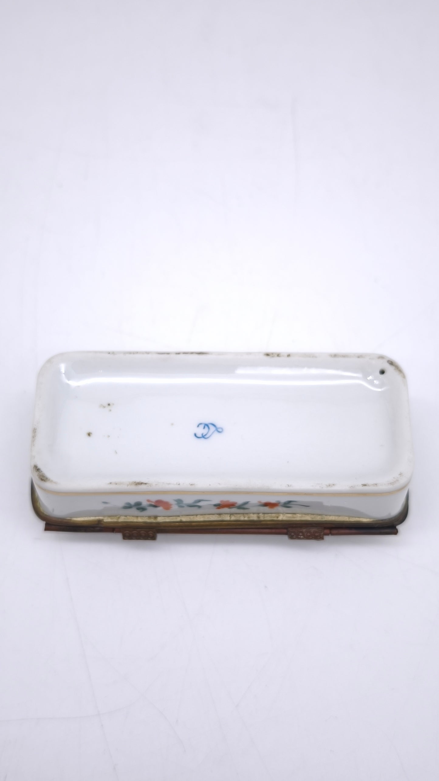 90563 Scatolina vintage in porcellana dipinta, fine '800