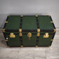 90916 Baule in legno e ferro verde con ruote