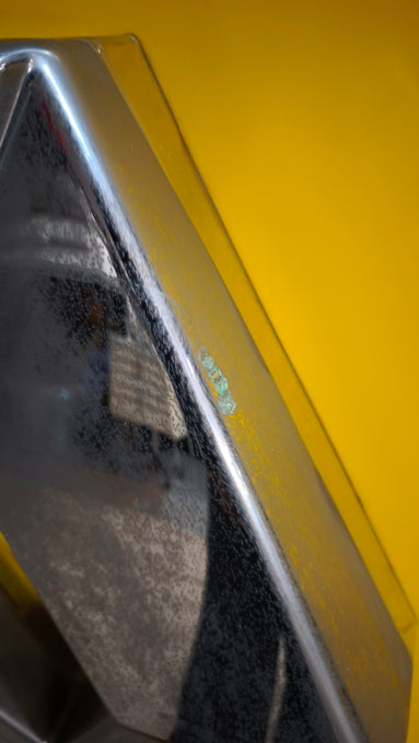 105 Insegna Renault in metallo