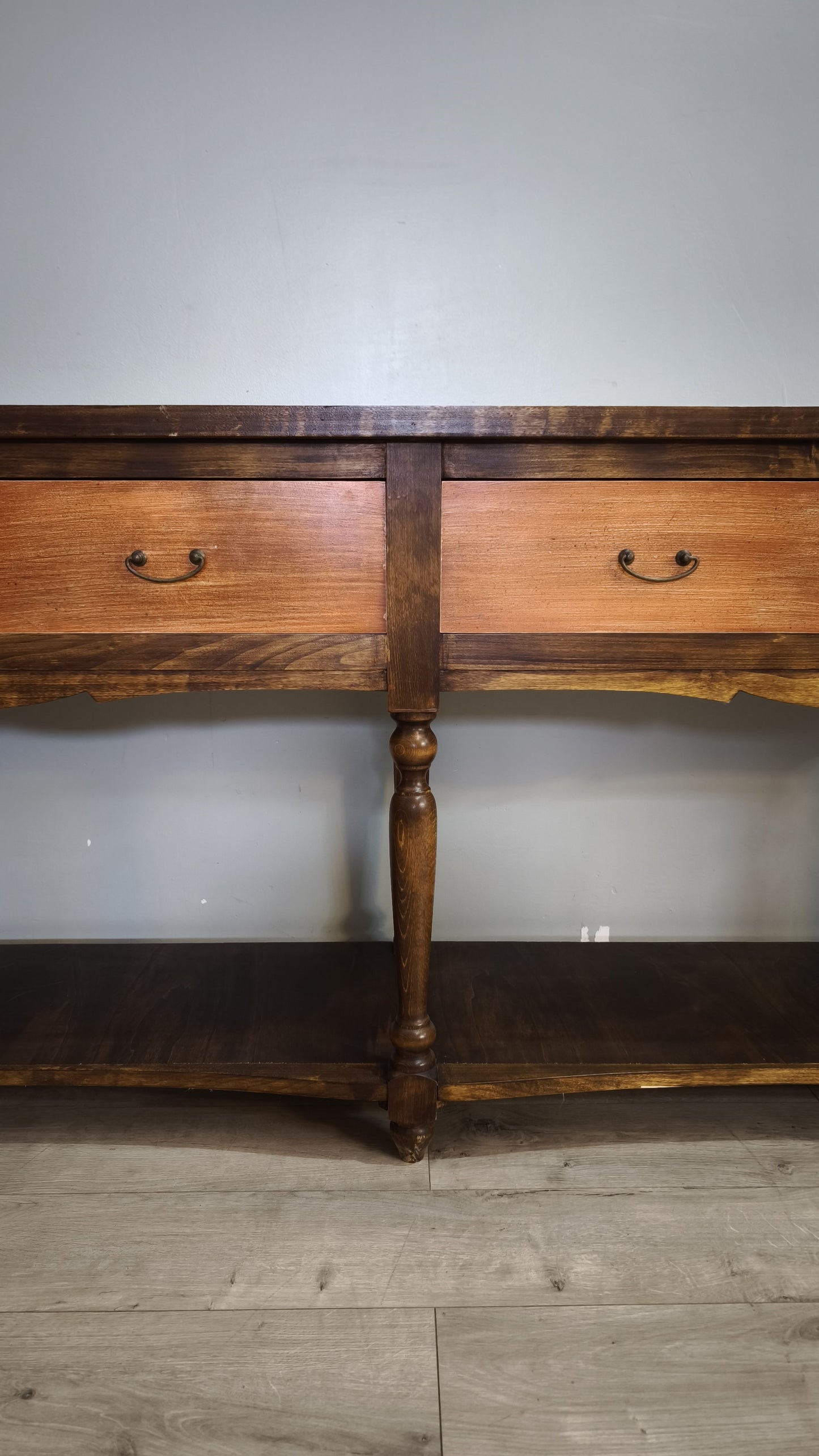 90961 Console in legno con quattro cassetti