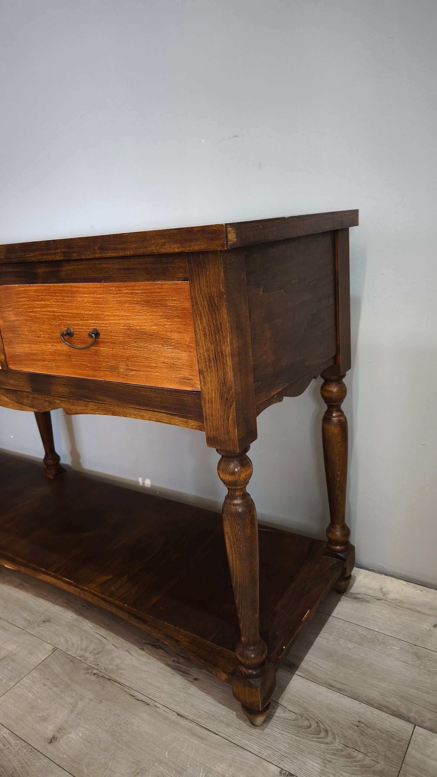 90961 Console in legno con quattro cassetti