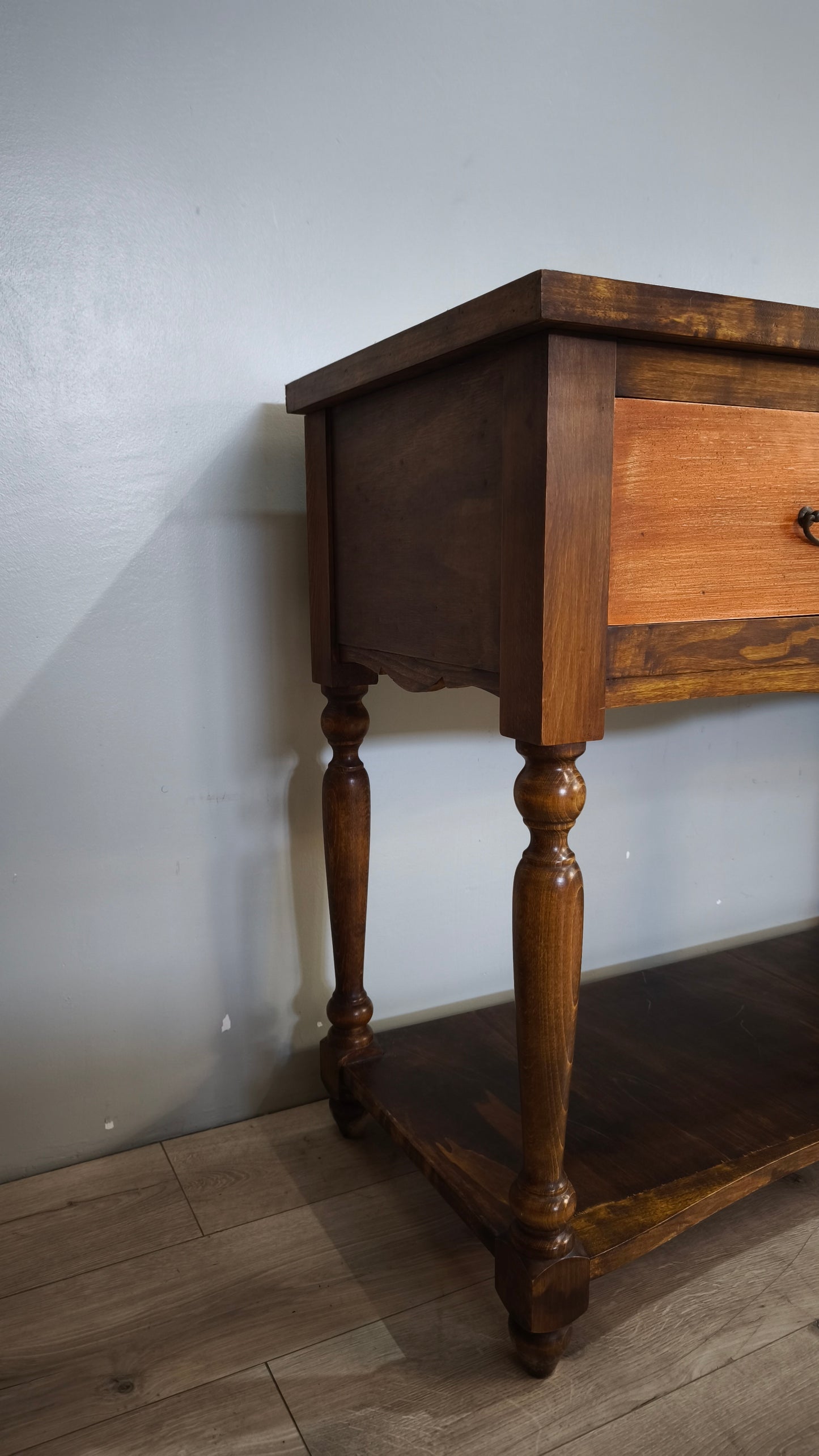 90961 Console in legno con quattro cassetti