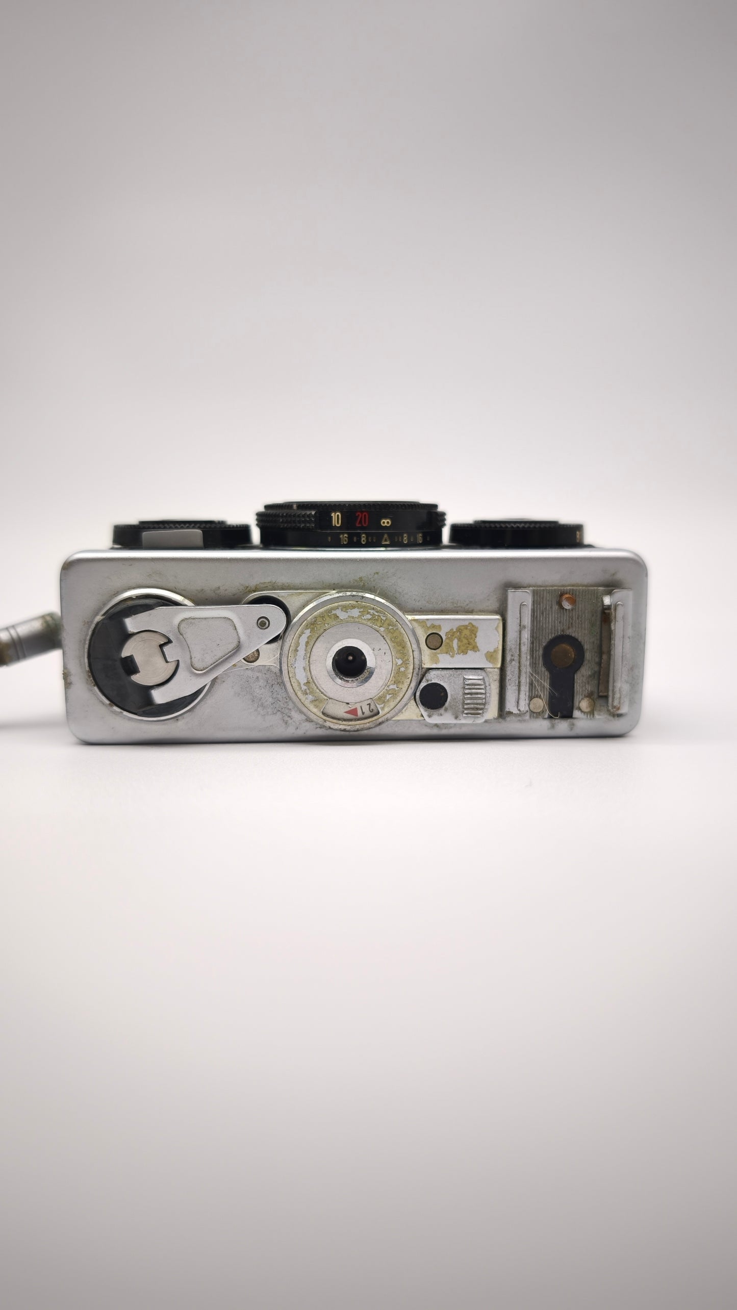 90965 Macchina fotografica vintage Rollei 35 con custodia