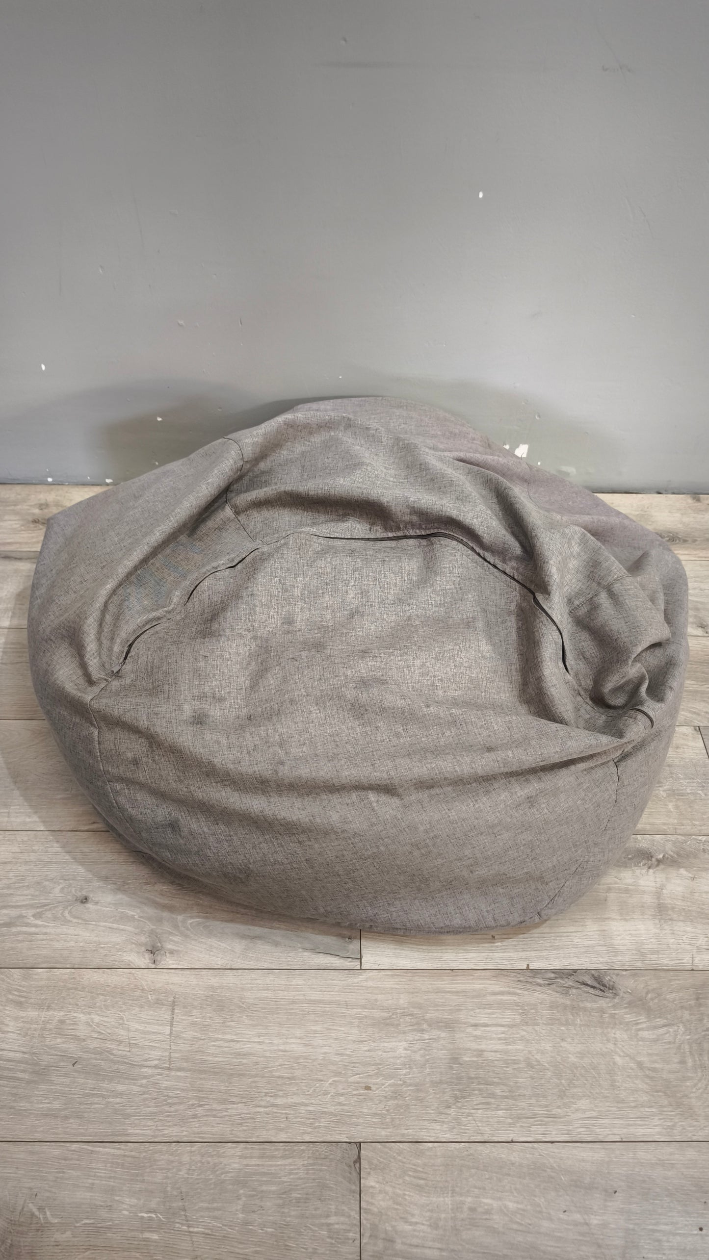 91114 Pouff a sacco in tessuto grigio