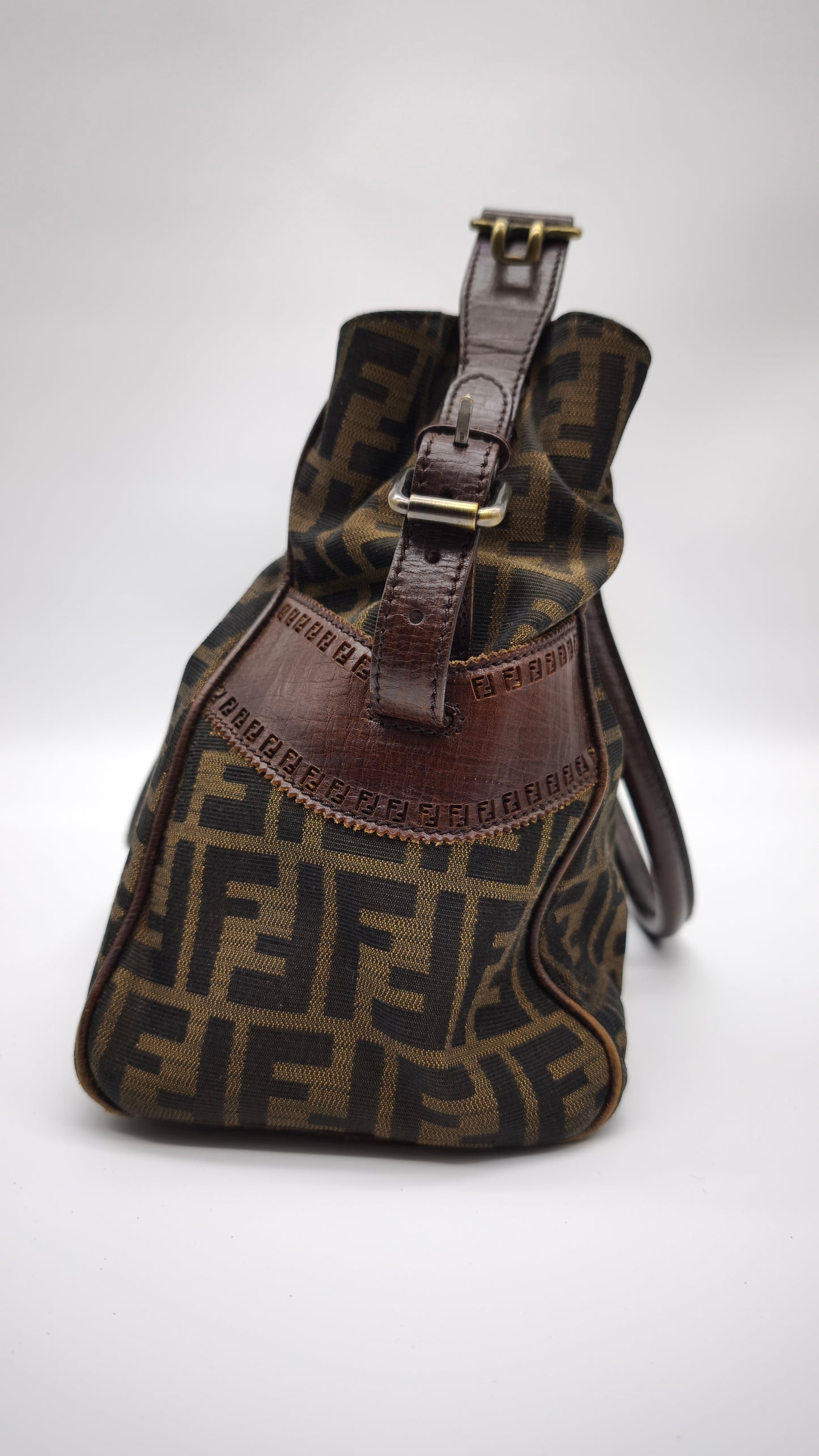 91107 Borsa Fendi con pattern logo