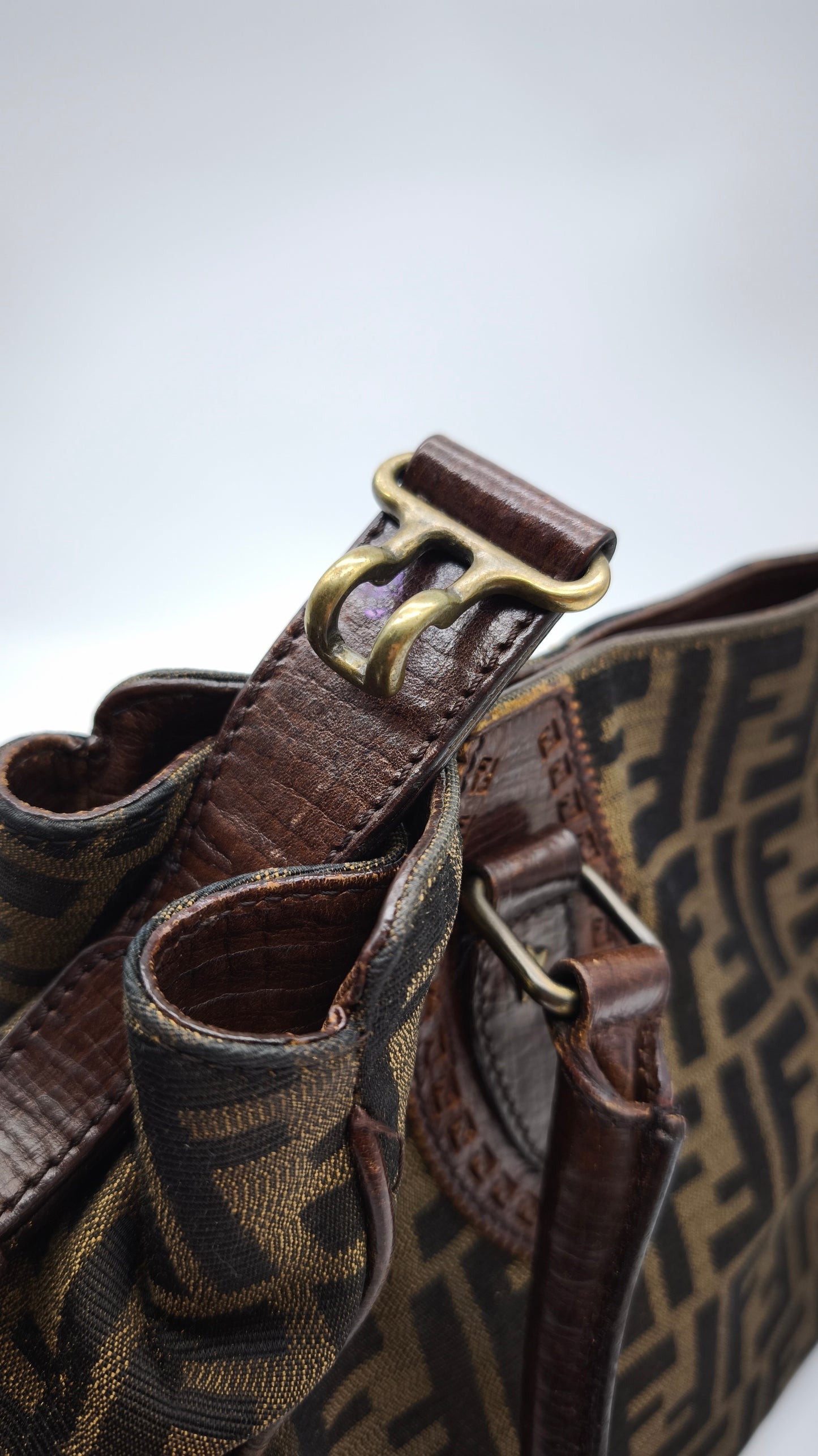 91107 Borsa Fendi con pattern logo