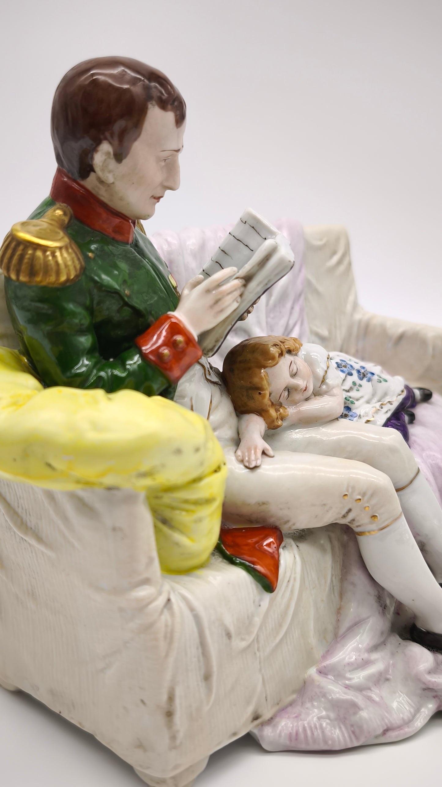 91290 Statuina in ceramica Capodimonte, Napoleone