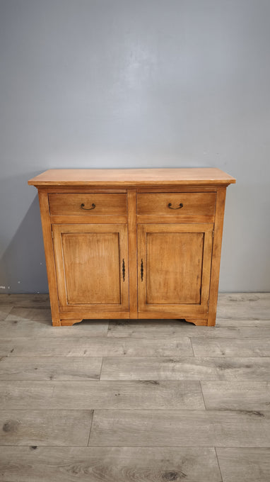 91350 Credenzina arancione in legno