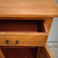 91350 Credenzina arancione in legno
