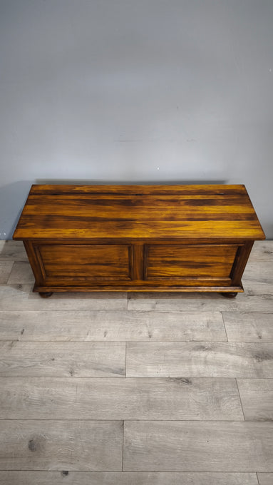 91435 Cassapanca in legno