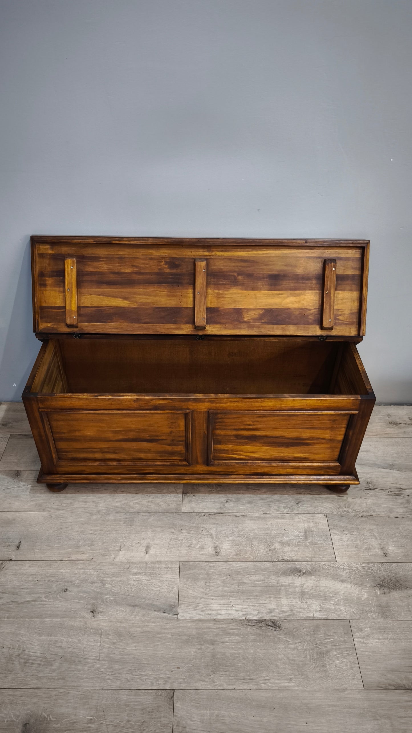 91435 Cassapanca in legno