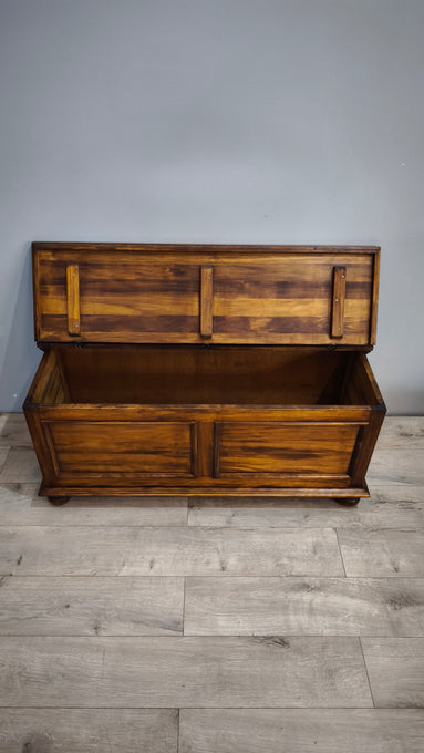 91435 Cassapanca in legno