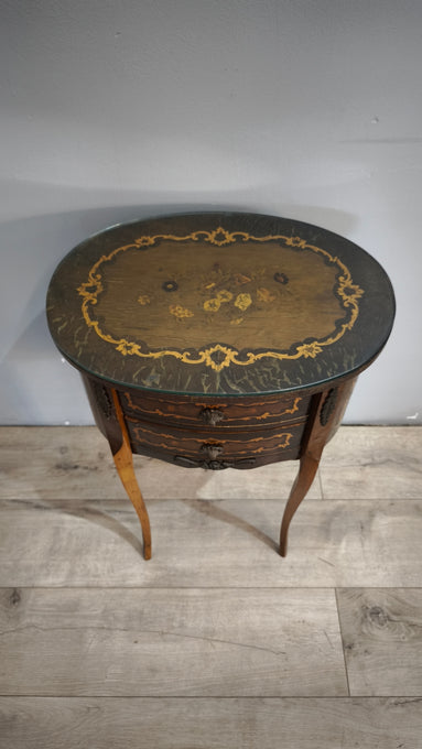 91438 Comodino in legno intarsiato con due cassetti frontali