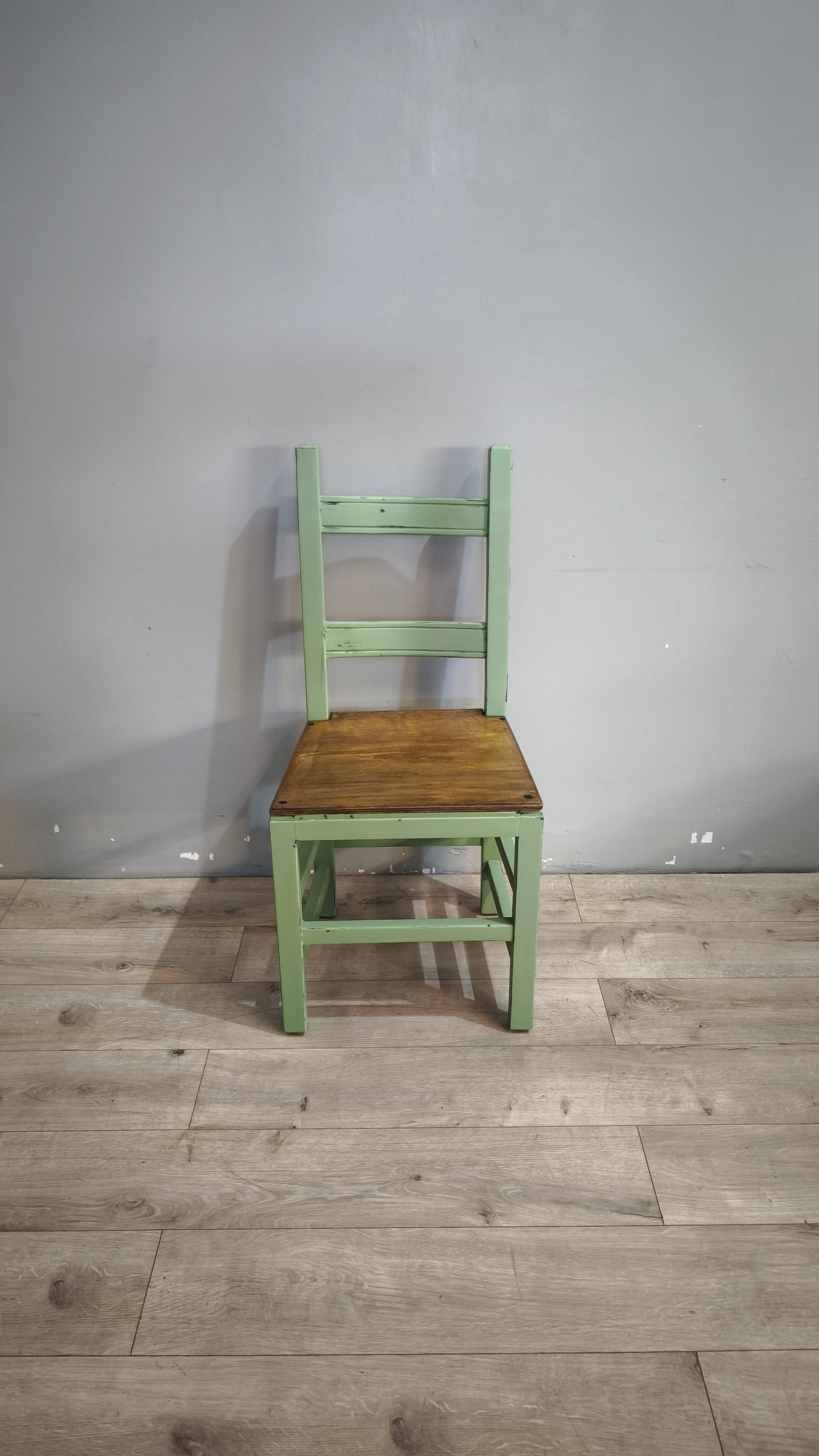 181 Set n 4 sedie verdi con seduta color legno