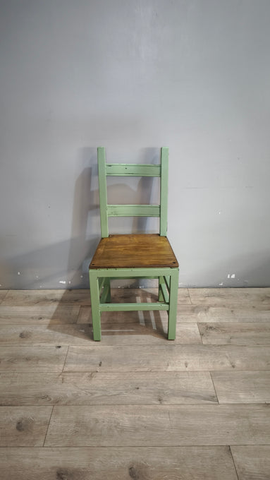 181 Set n 4 sedie verdi con seduta color legno