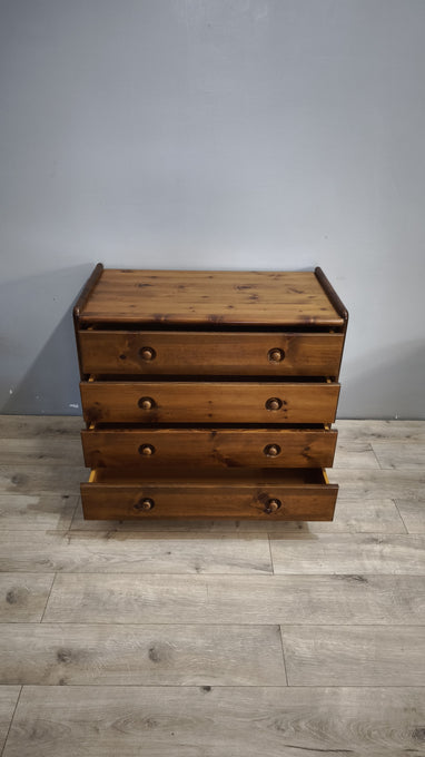 91433 Cassettiera in legno con quattro cassetti