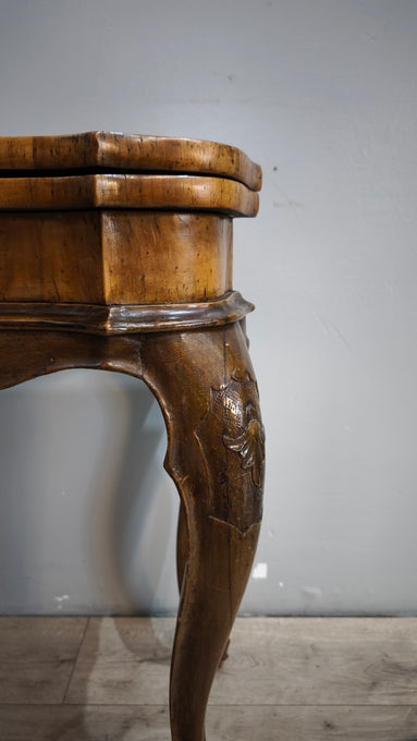 91434 Tavolo da gioco in legno con piano apribile