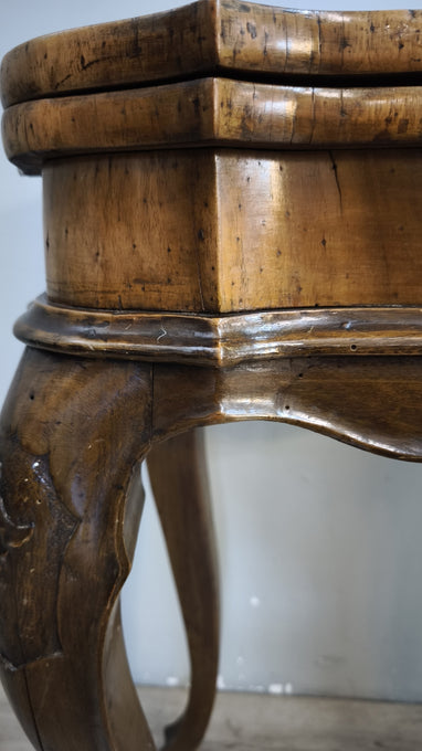 91434 Tavolo da gioco in legno con piano apribile