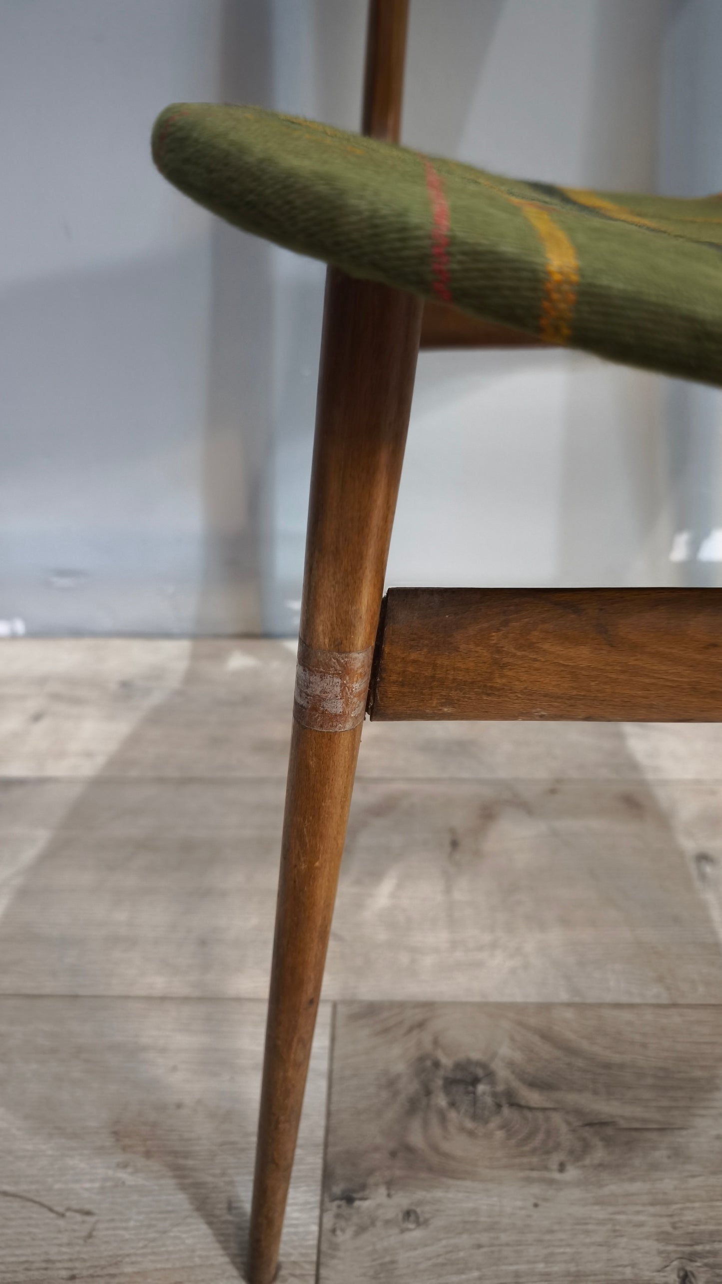 91486 Sedia singola in legno stile nordico