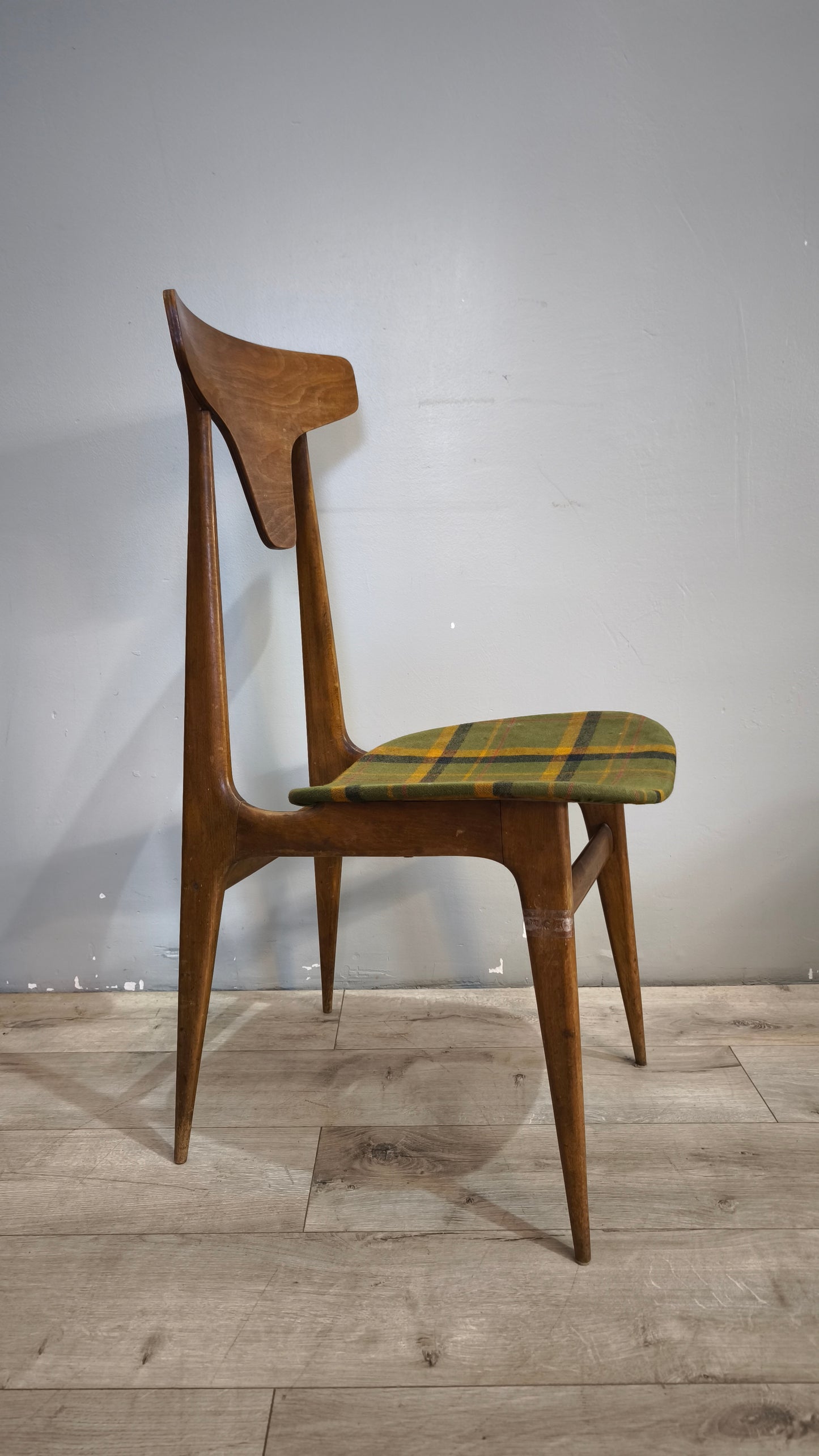 91486 Sedia singola in legno stile nordico