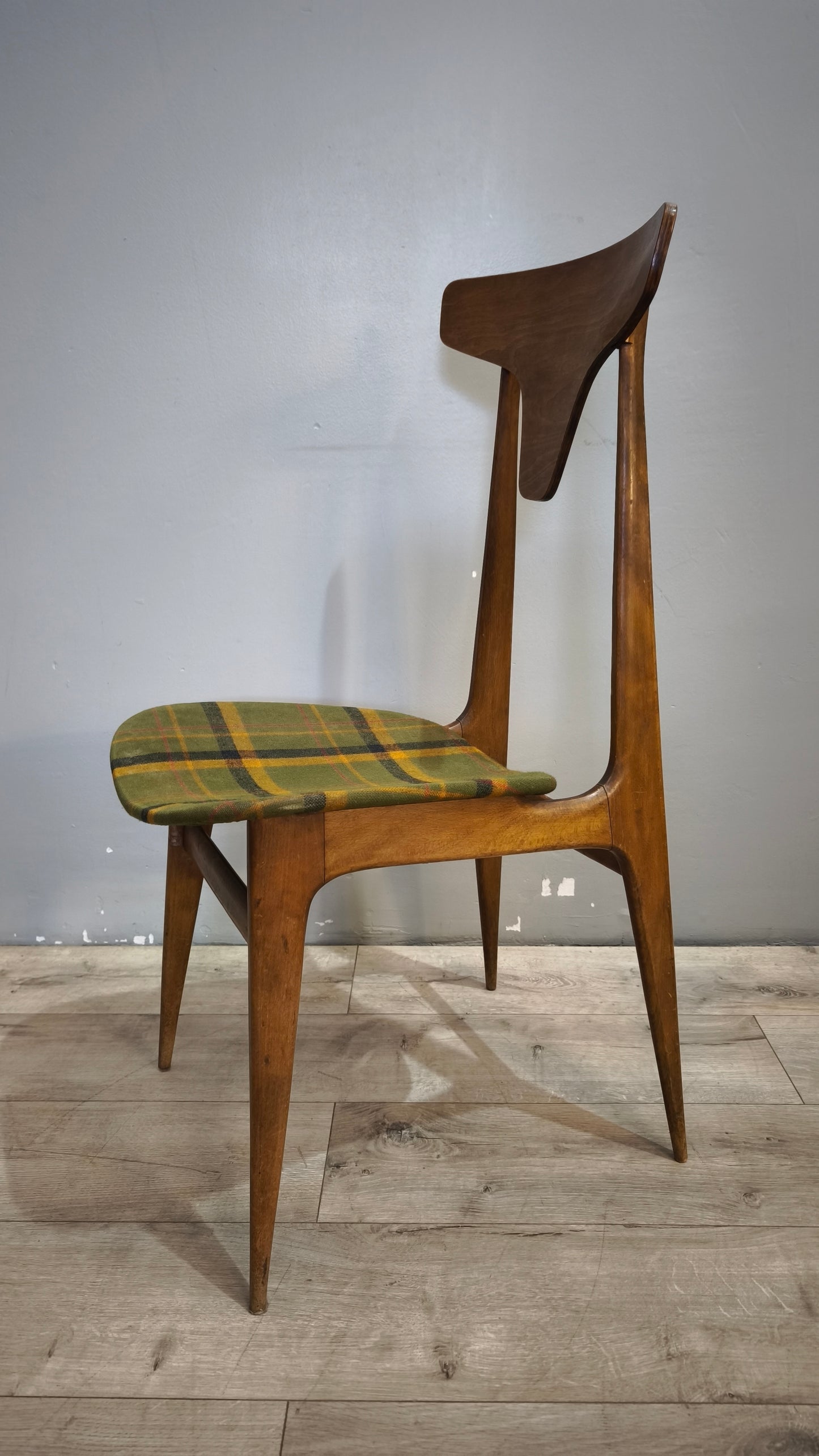 91486 Sedia singola in legno stile nordico