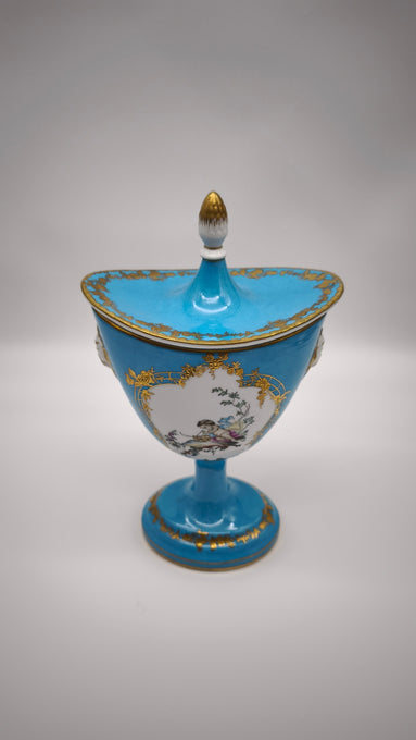 91531 Coppia di vasi vecchia Parigi in porcellana azzurra e oro