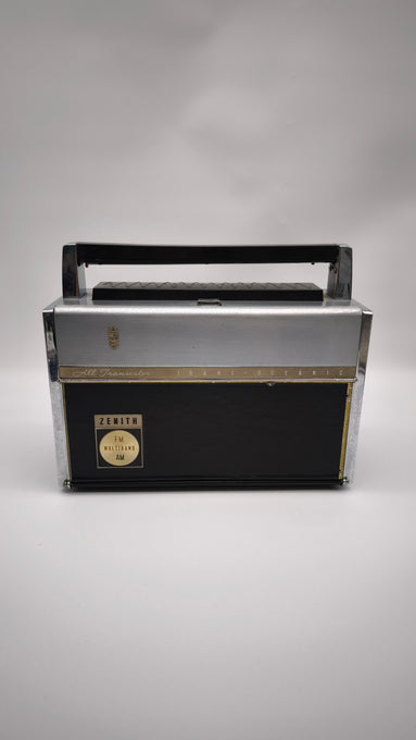 91487 Radio d'epoca Zenit trans-oceanic Royal '3000' Multiband FM-AM