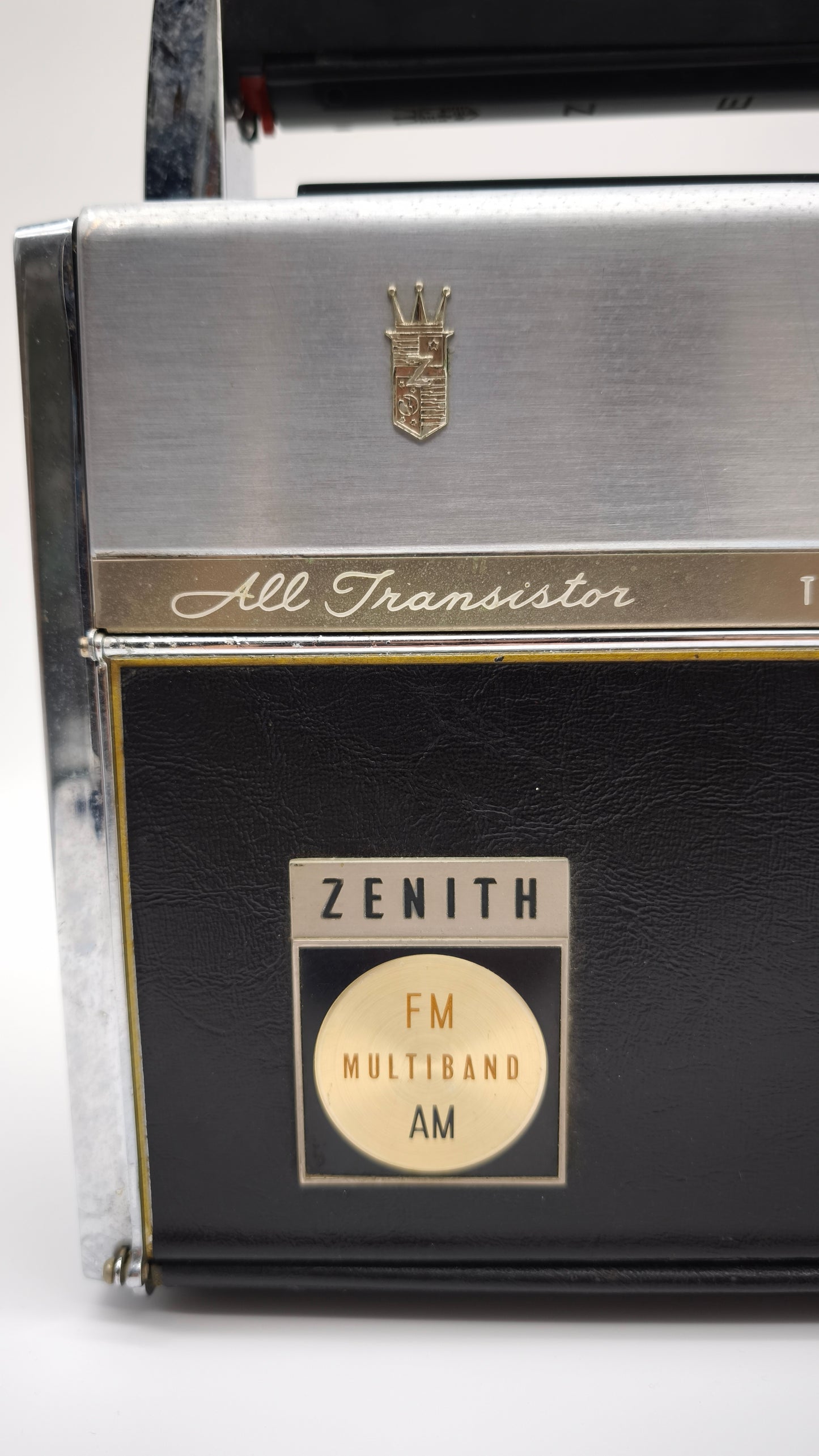 91487 Radio d'epoca Zenit trans-oceanic Royal '3000' Multiband FM-AM