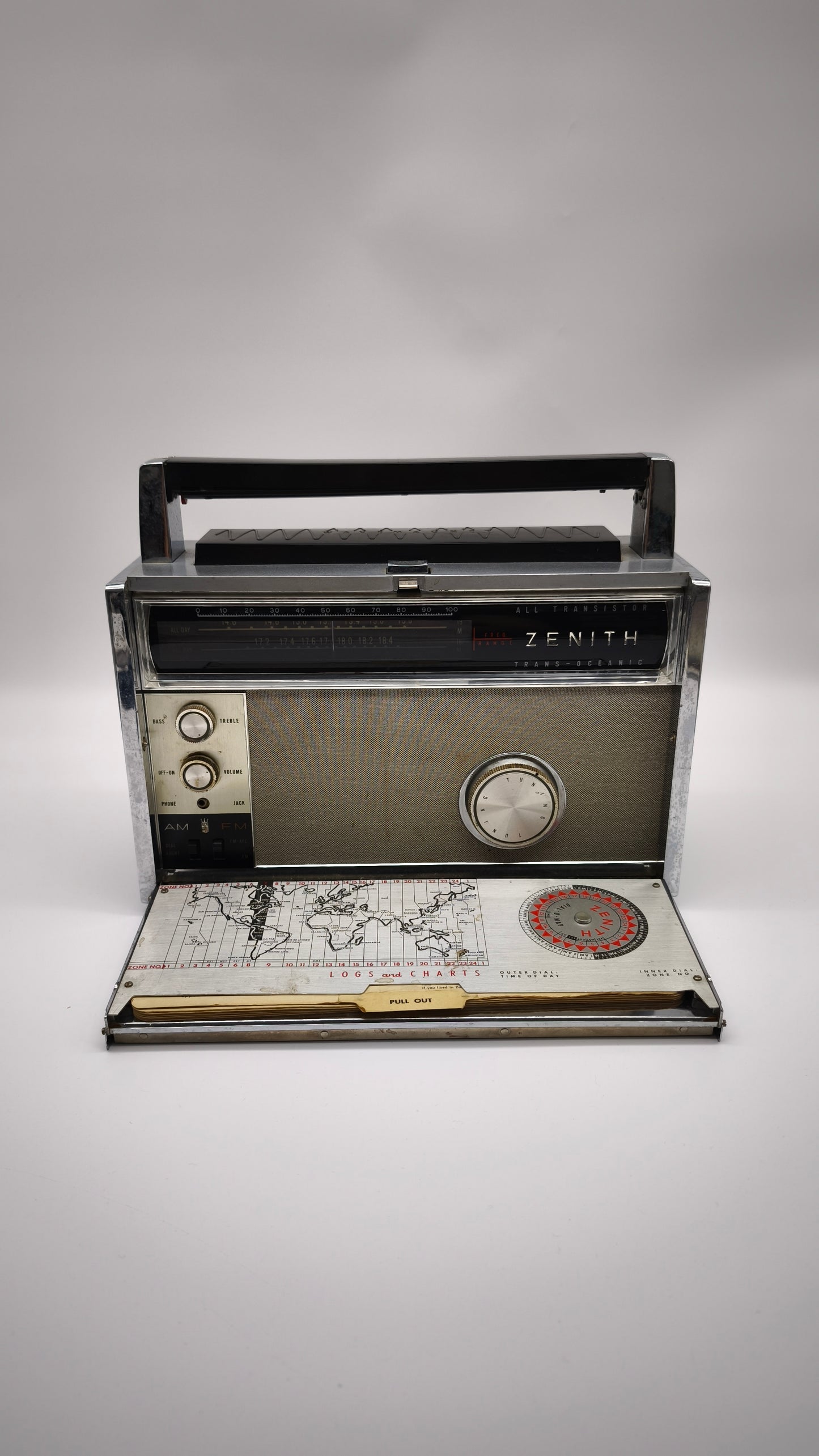 91487 Radio d'epoca Zenit trans-oceanic Royal '3000' Multiband FM-AM