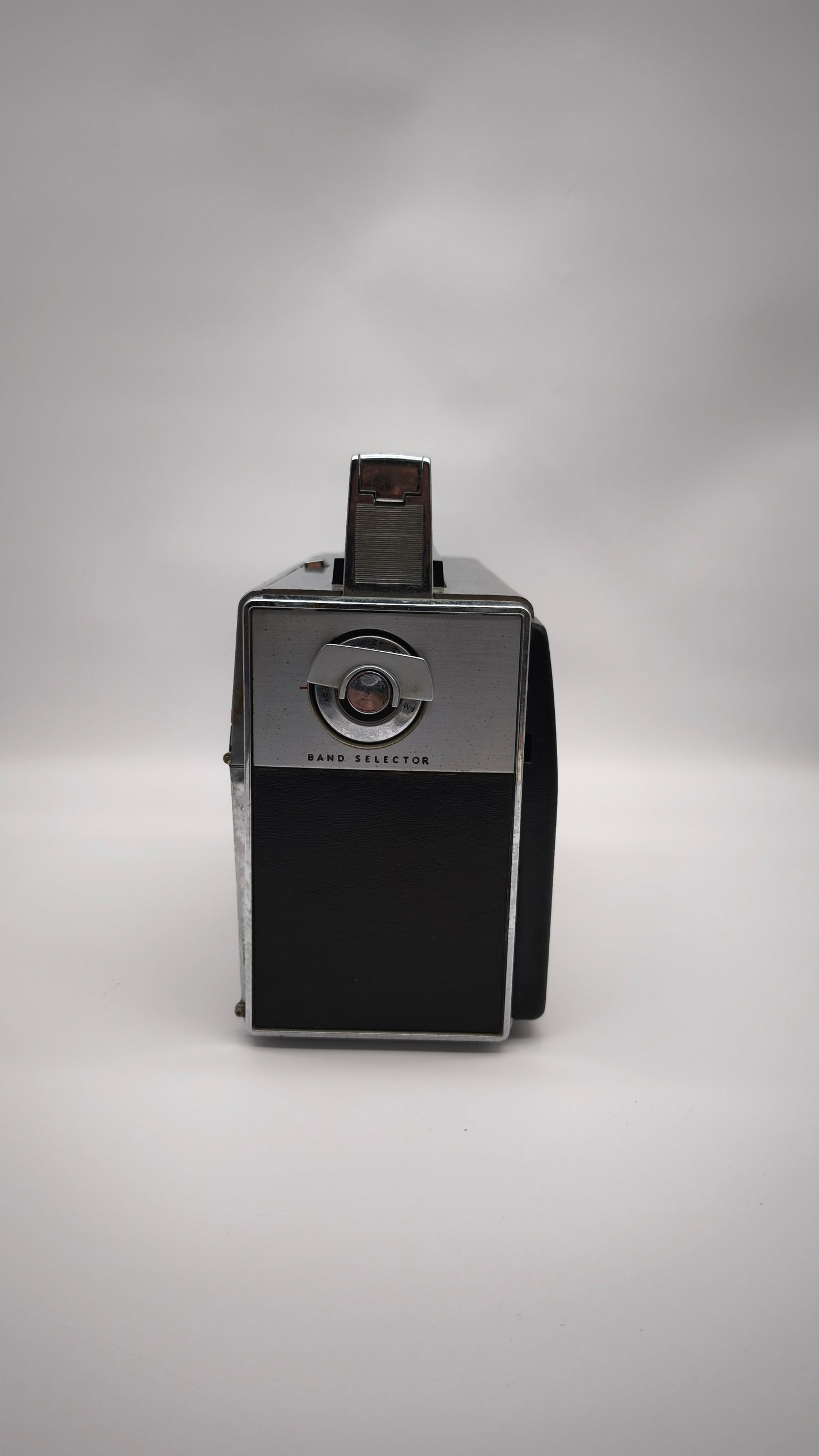 91487 Radio d'epoca Zenit trans-oceanic Royal '3000' Multiband FM-AM