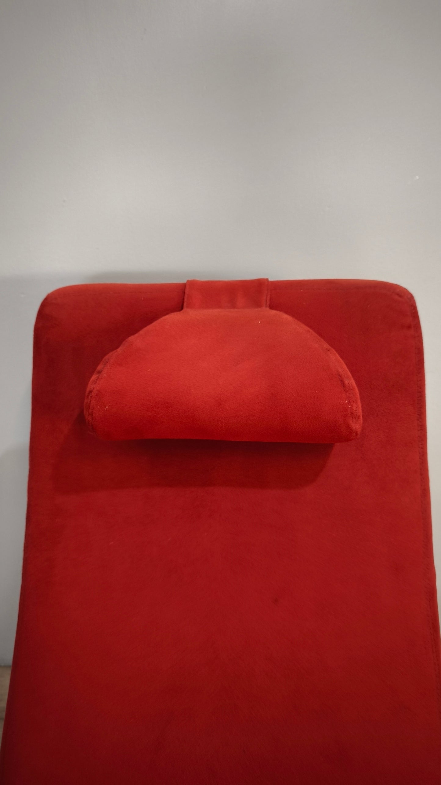 91578 Chaise longue in legno rivestita in alcantara