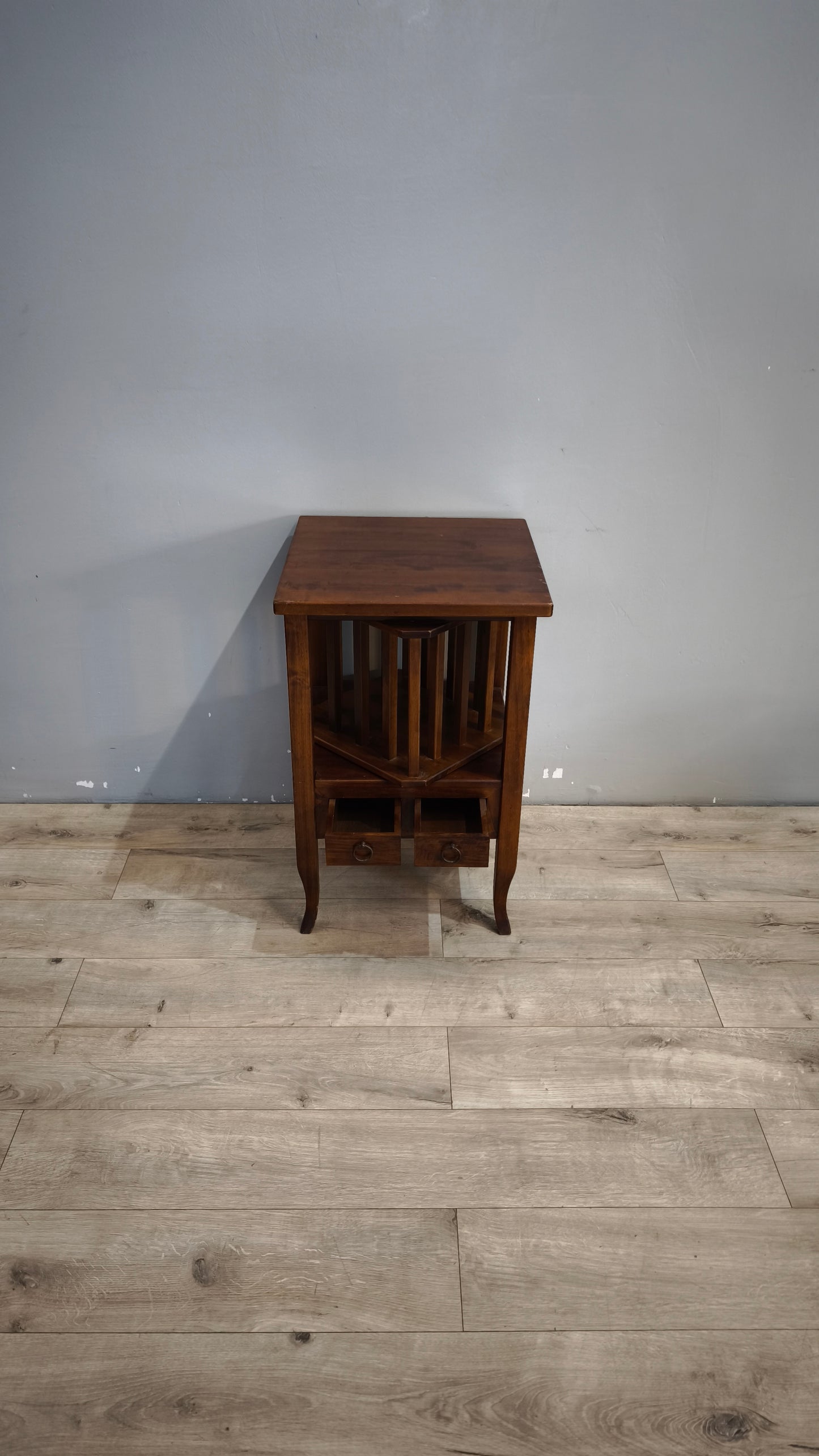 91705 Mobiletto porta vinili in legno con due piccoli cassetti