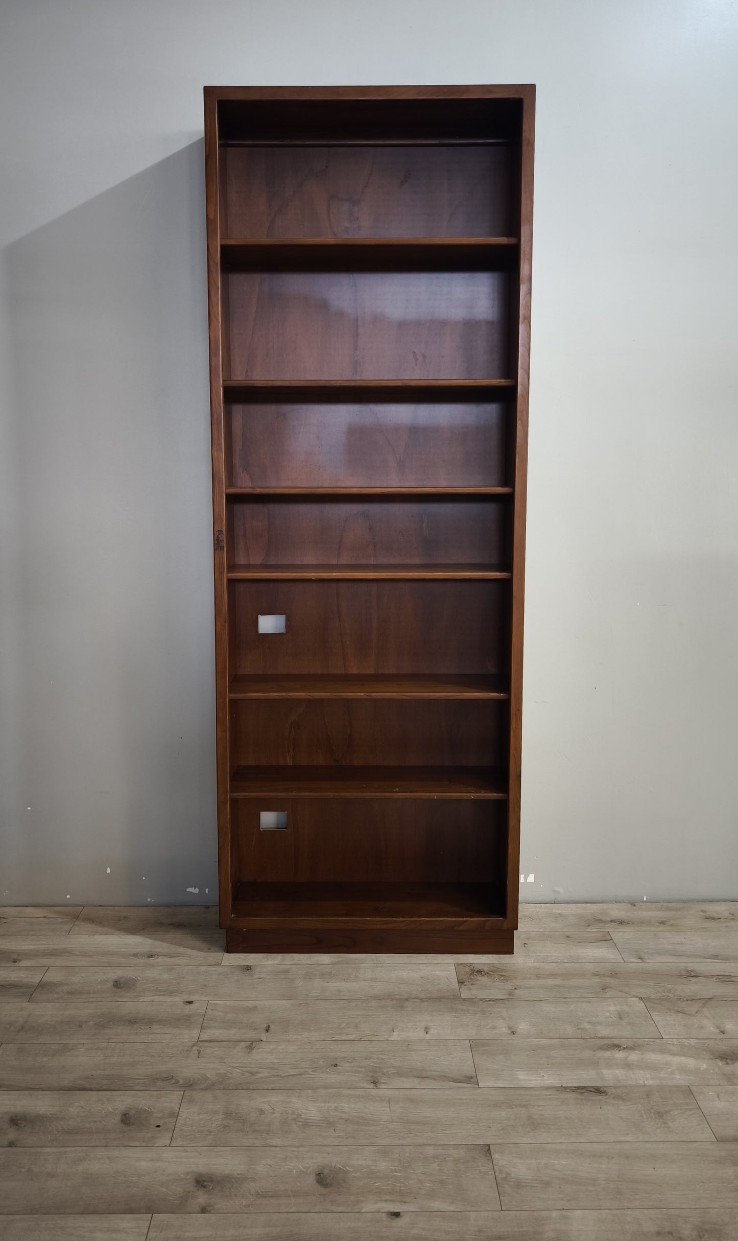 91712 Libreria alta in legno