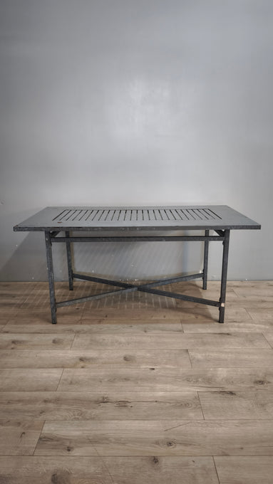 91719 Tavolo in metallo stile industriale