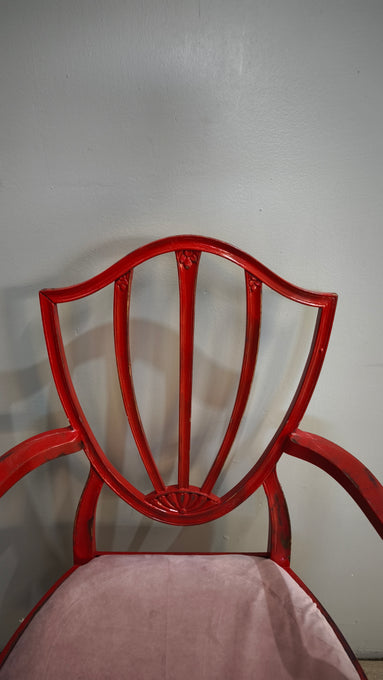 91797 Poltroncina in legno verniciata rossa con seduta rosa