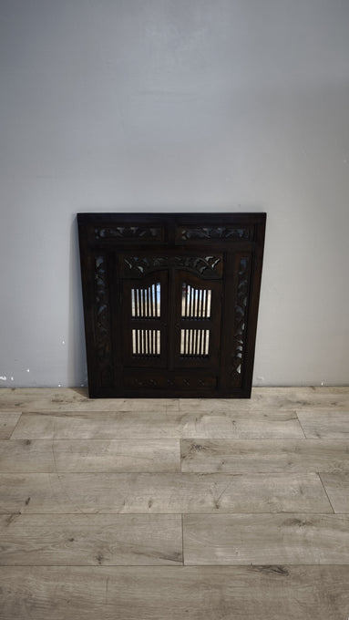 91798 Specchiera a finestrella in legno etnico