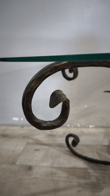 91794 Tavolo da salotto in ferro con piano in vetro