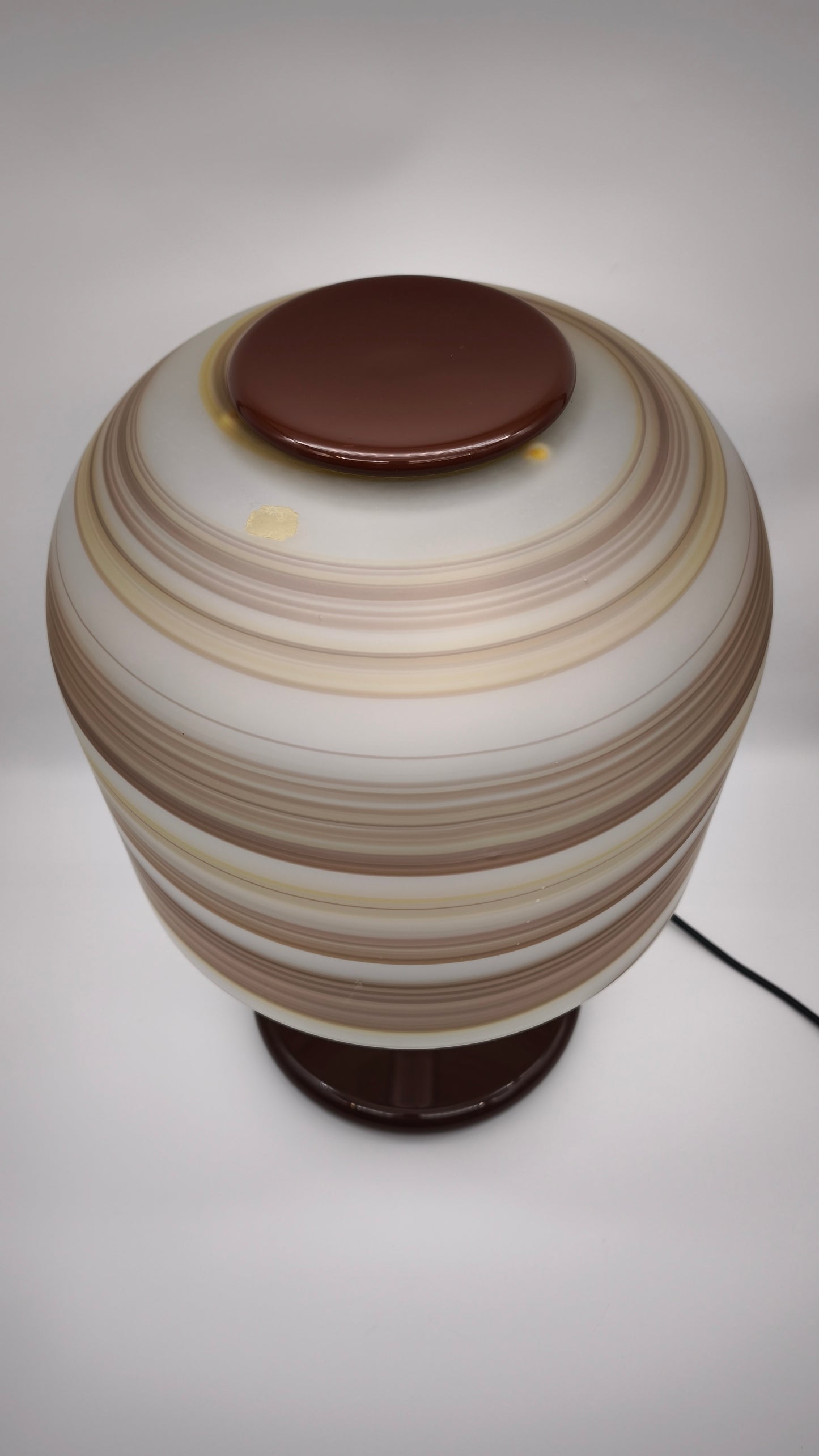 91749 Lampada da tavolo con cappello in vetro soffiato di Murano, anni '70