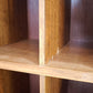 199 Vetrina due ante in legno con sportelli scorrevoli