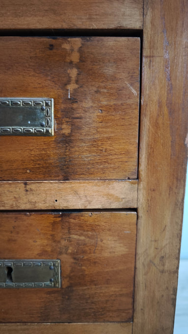 206 Scrivania in legno con piano nero