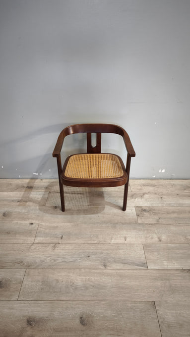 91802 Poltroncina in legno con seduta in paglia di Vienna