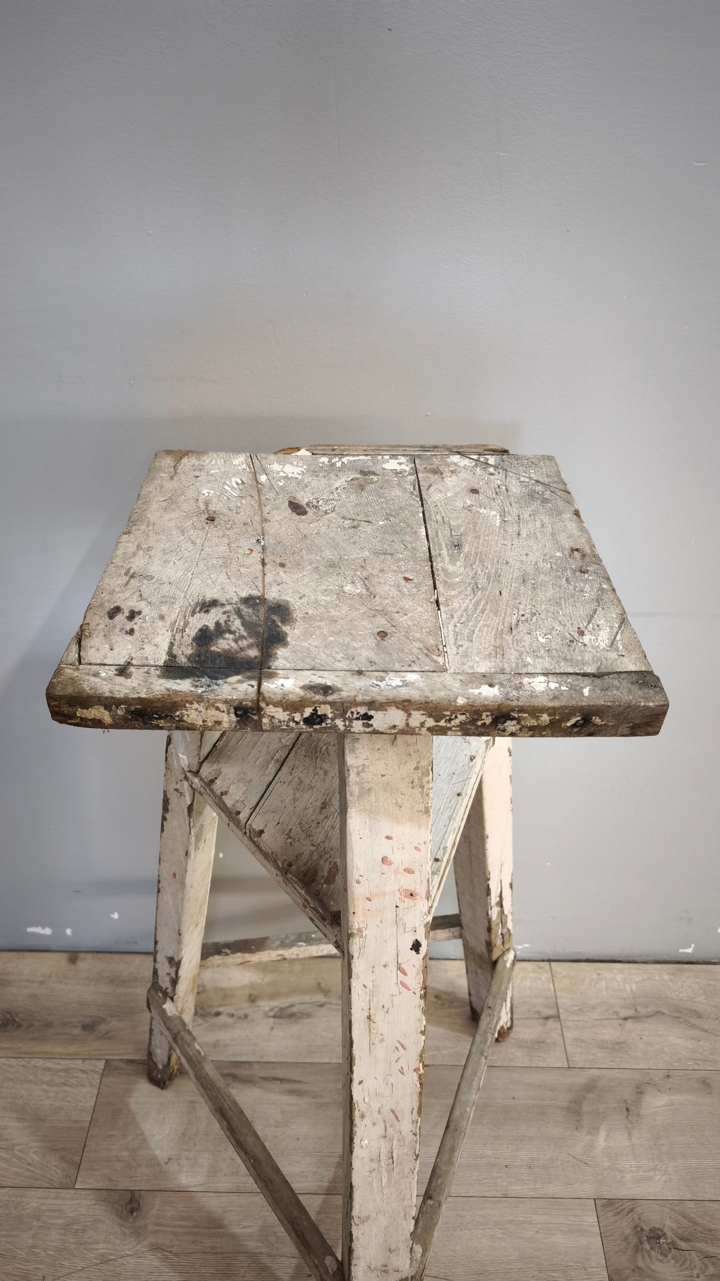 91841 Tornio da scultore anni '50 in legno dipinto bianco